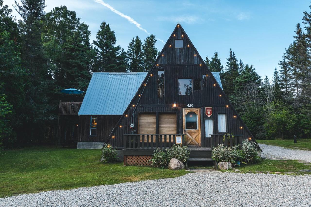 Au Sommet Du Fjord Hostel Sacre-Coeur Εξωτερικό φωτογραφία