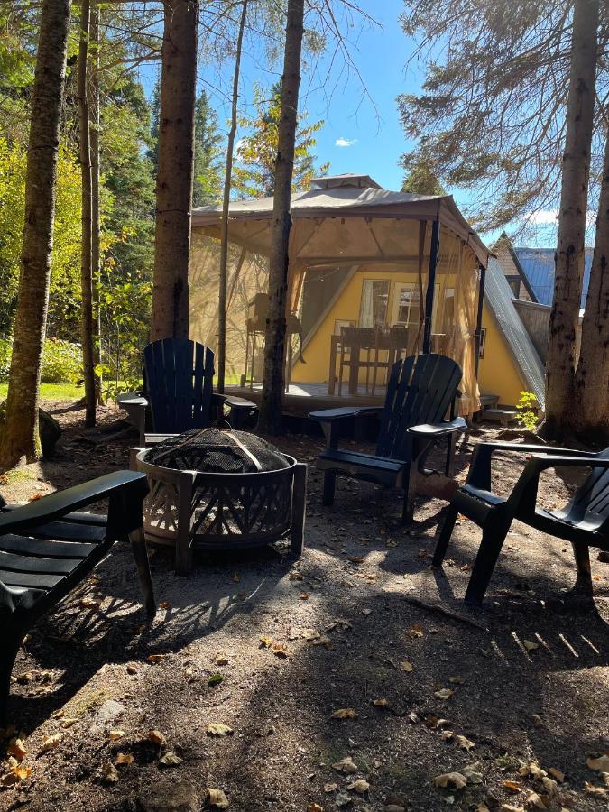 Au Sommet Du Fjord Hostel Sacre-Coeur Εξωτερικό φωτογραφία