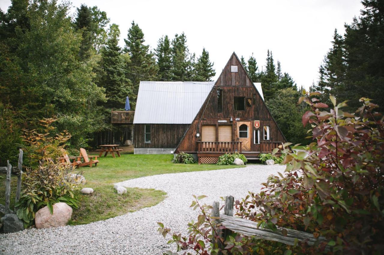 Au Sommet Du Fjord Hostel Sacre-Coeur Εξωτερικό φωτογραφία